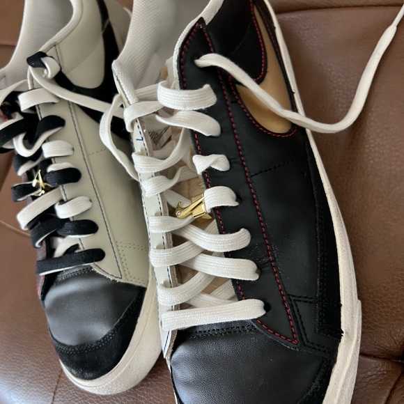 Nike shoes - Picture 6 of 7